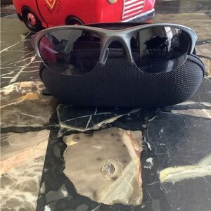 Vintage Oakley men’s first generation 1.0 half jacket sunglasses original